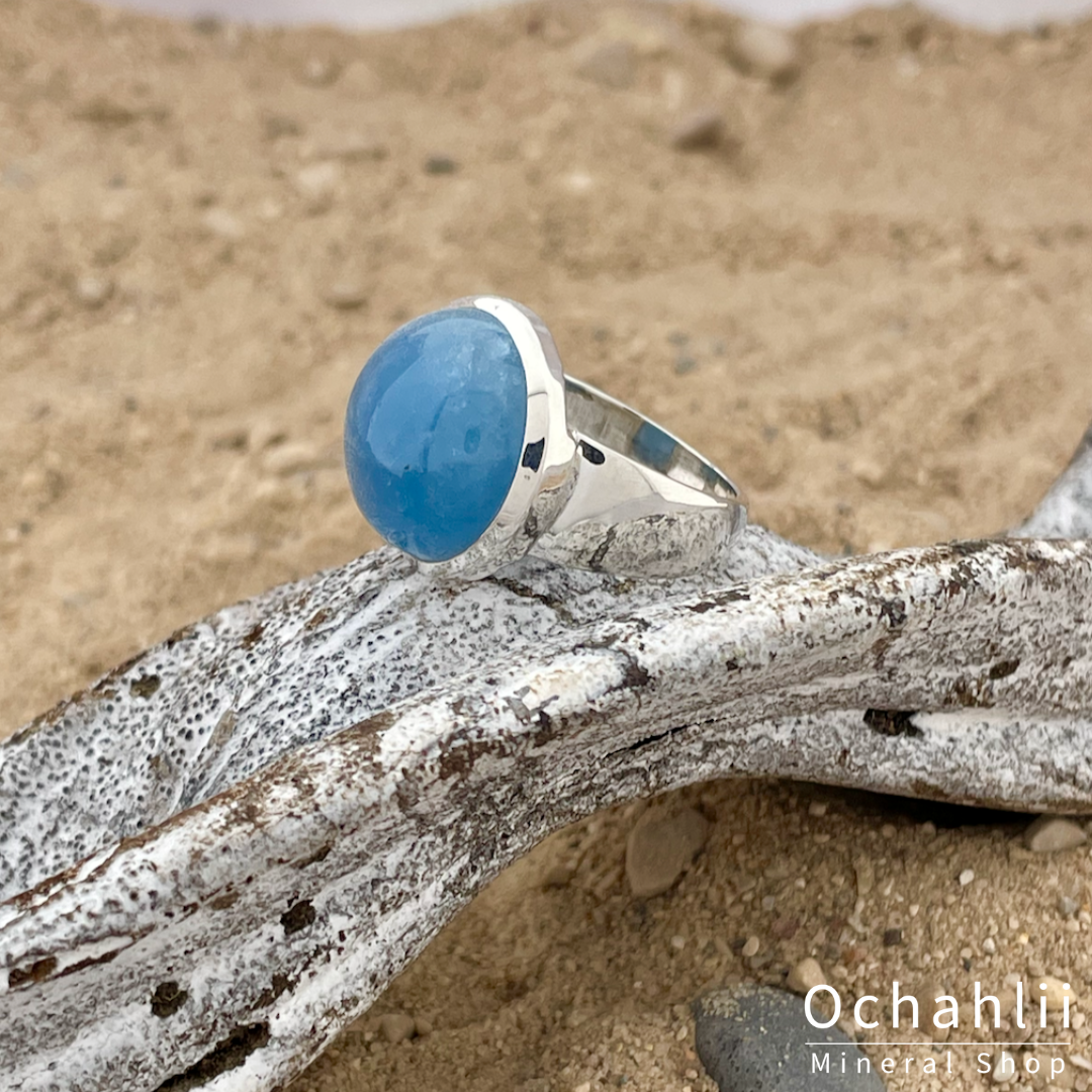 Aquamarine silver ring. size 54