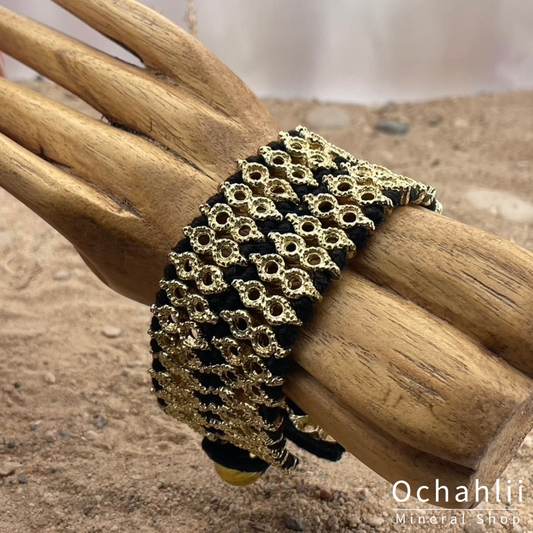 Ethnic bracelet gold-colored/black