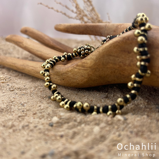 Ethnic bracelet gold-colored/black