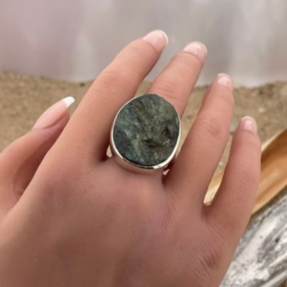 Labradorite rough silver ring size 62+