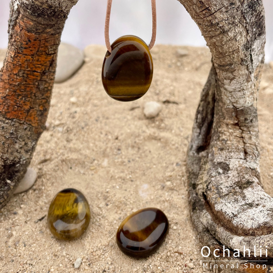 Tiger's eye pierced pendant