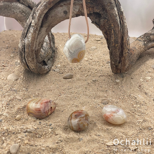 Tree agate pierced pendant