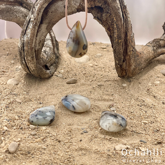 Tree agate pierced pendant