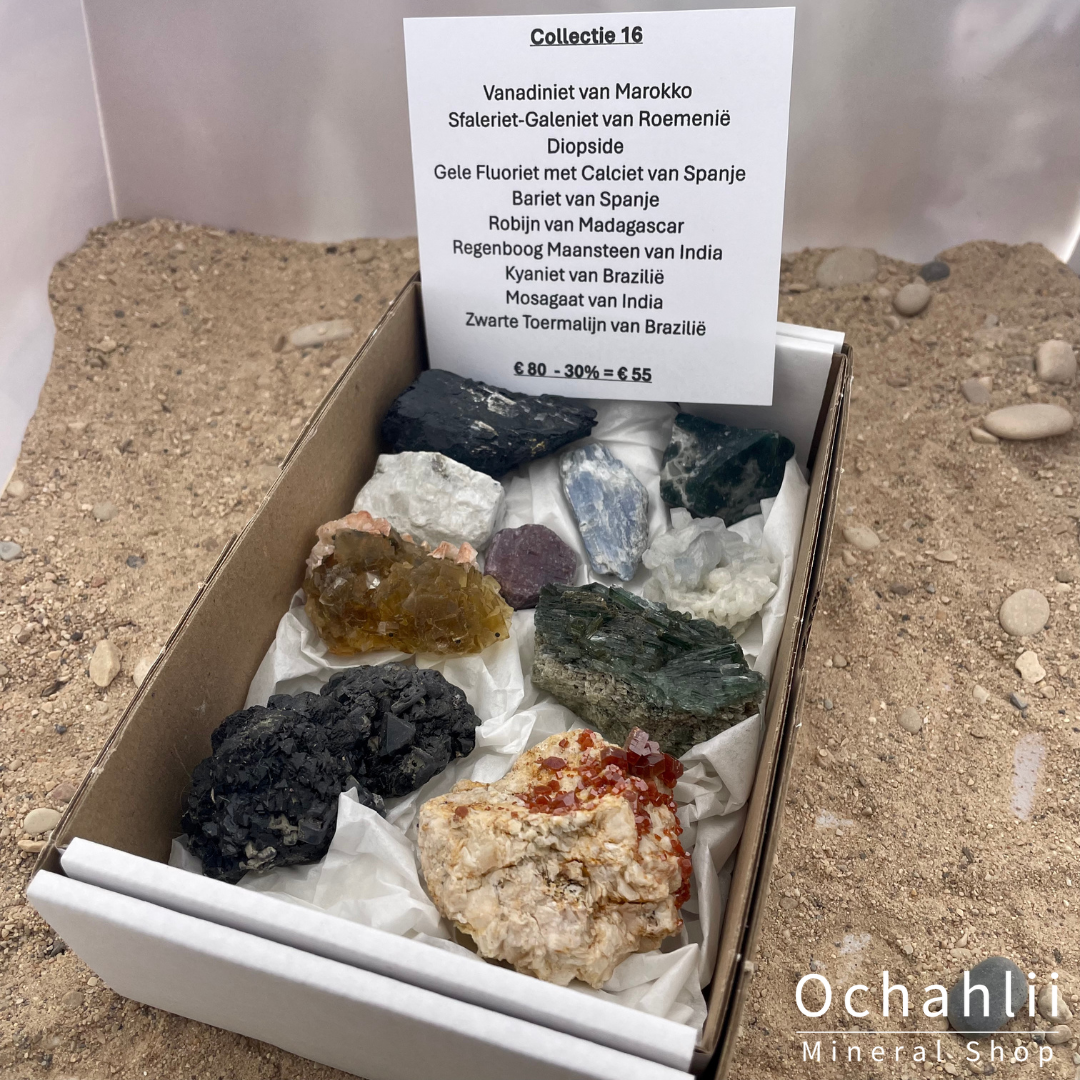 Mineralen box mixed collectie 16