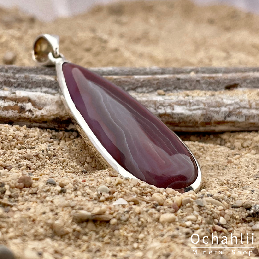 Agate silver pendant