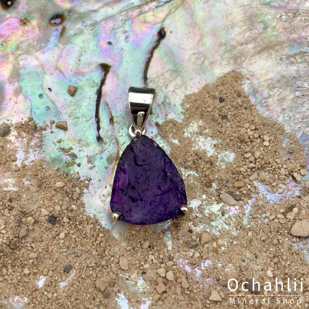 Amethyst silver pendant