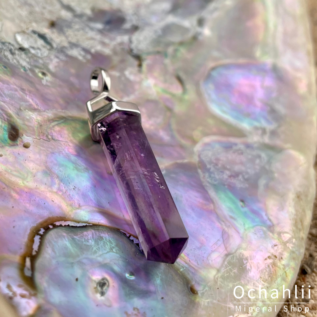 Amethyst silver pendant