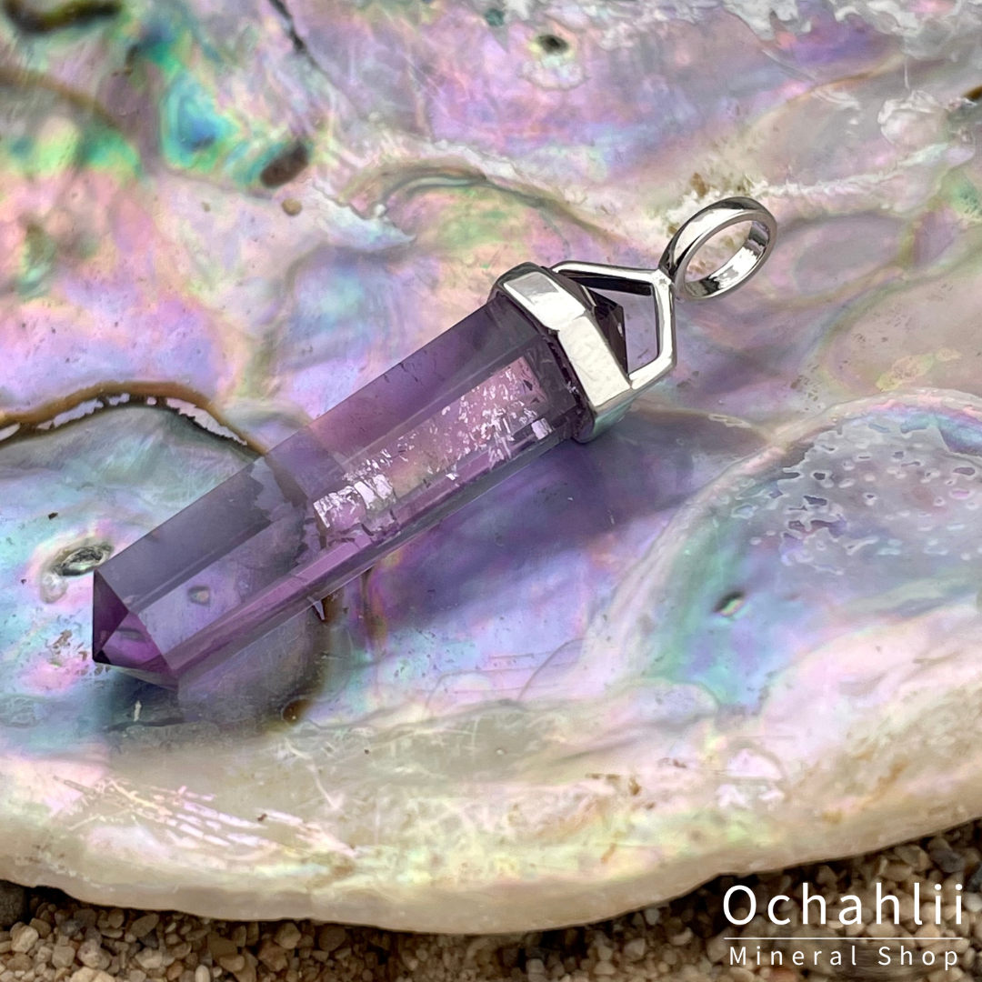 Amethyst silver pendant