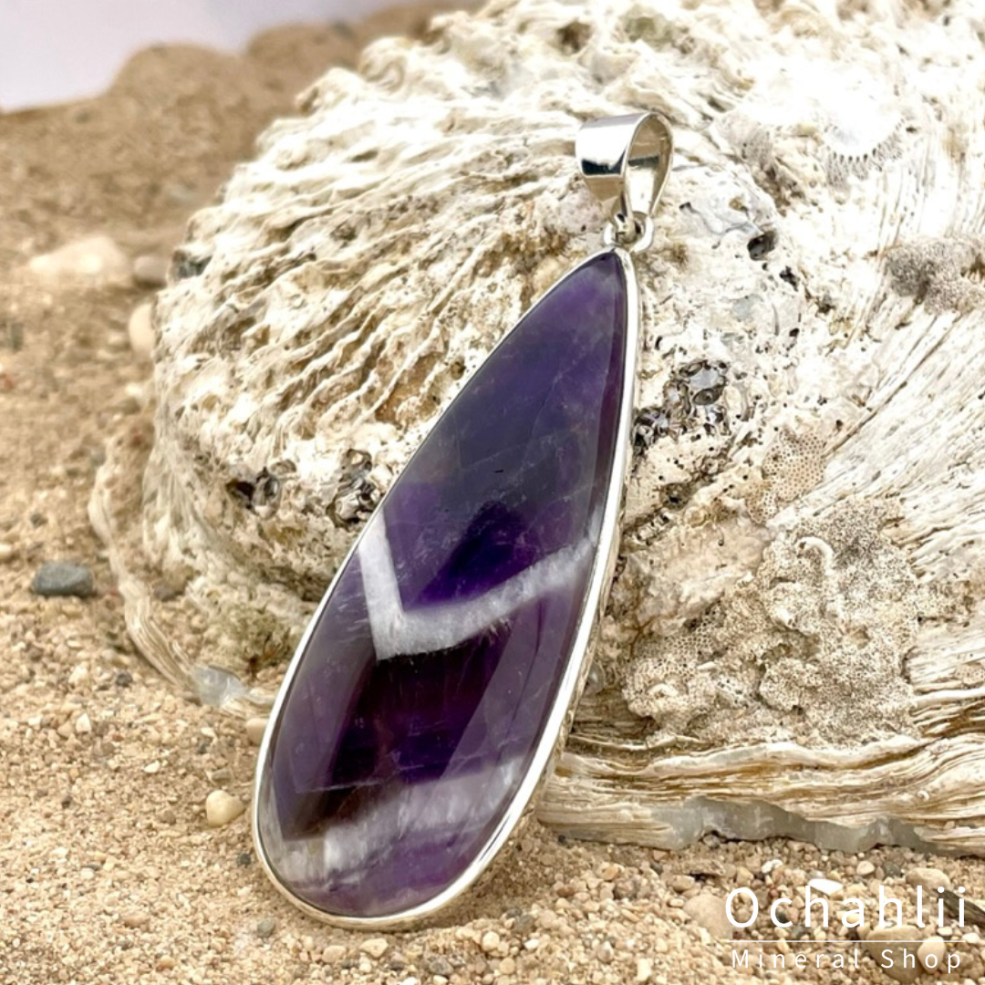 Amethyst Chevron silver pendant