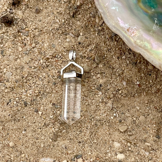 Rock crystal silver pendant