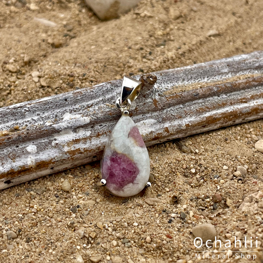 Rubellite on Quartz silver pendant 