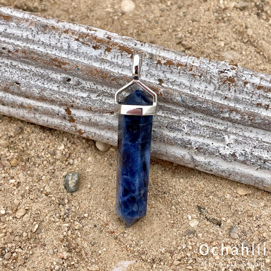 Sodalite silver pendant